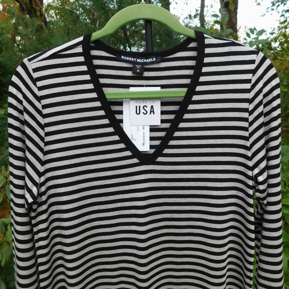 Robert Michaels Soft & Stretchy Striped V-Neck Bell-Sleeve Dress NWT - Picture 2 of 6